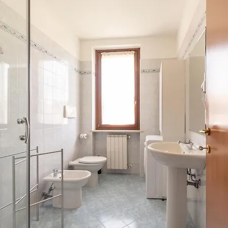 Lejlighed , Wi-fi, Piscina E Garage F&l Montinelle