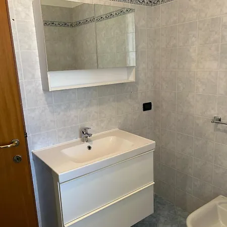 Lejlighed , Wi-fi, Piscina E Garage F&l Montinelle